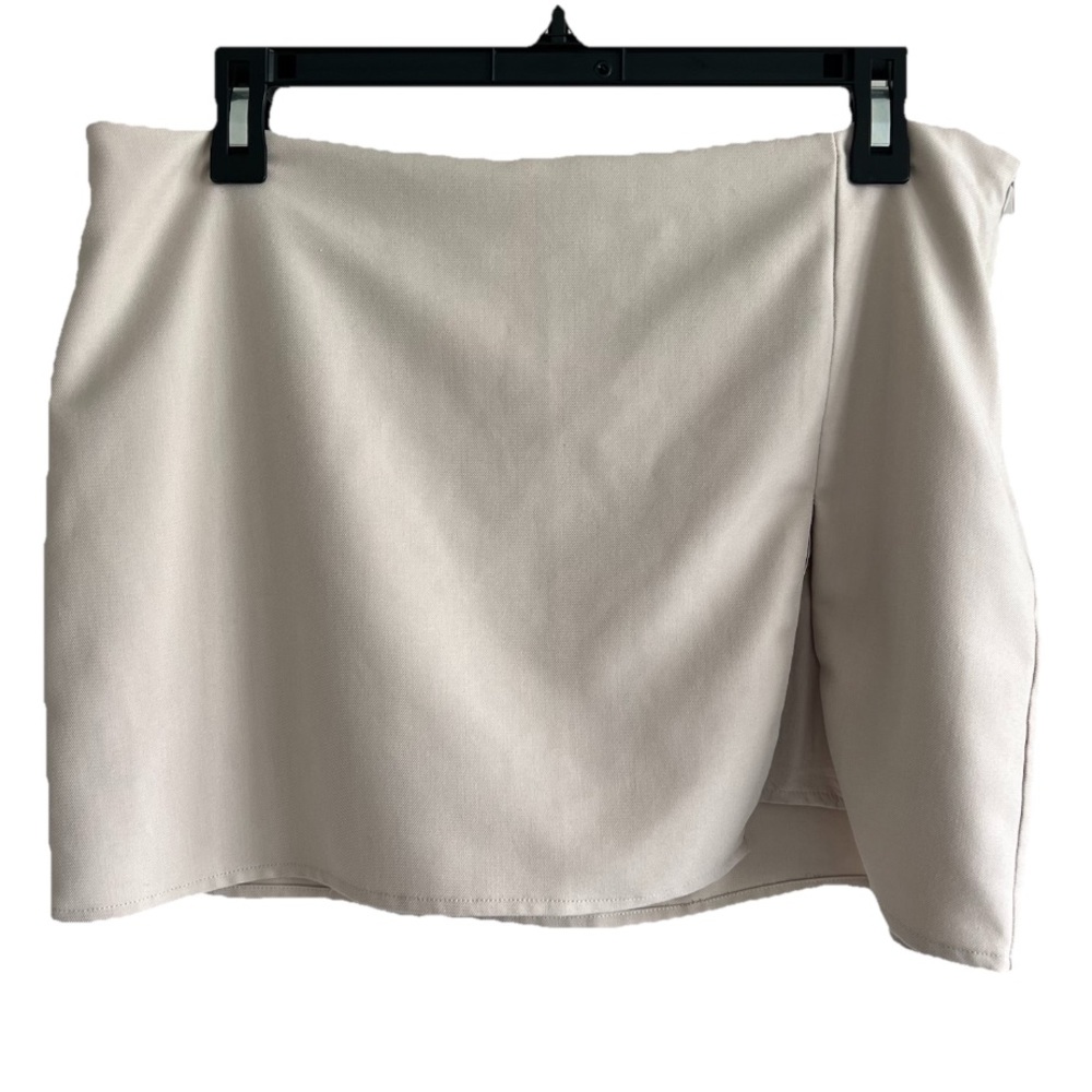 Peppermayo Y2K ultra mini skirt tan cream ivory slit size 8 fully lined